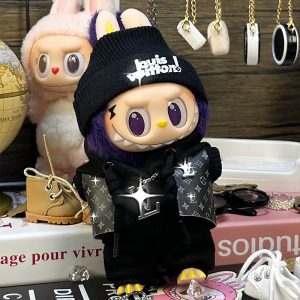 Conjunto Black Streetwear para Labubu – Estilo Urbano y Carisma