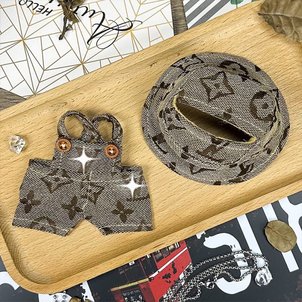 Conjunto Jungle Chic para Labubu – Marrón Natural con Toque Urbano - Imagen 2