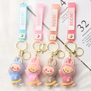Llavero Labubu kawaii de peluche con diseño único y colores divertidos