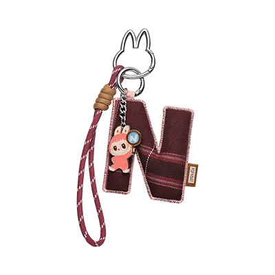 Colgante Labubu Letra “N” – Serie Pin for Love | Edición Coleccionable Oficial